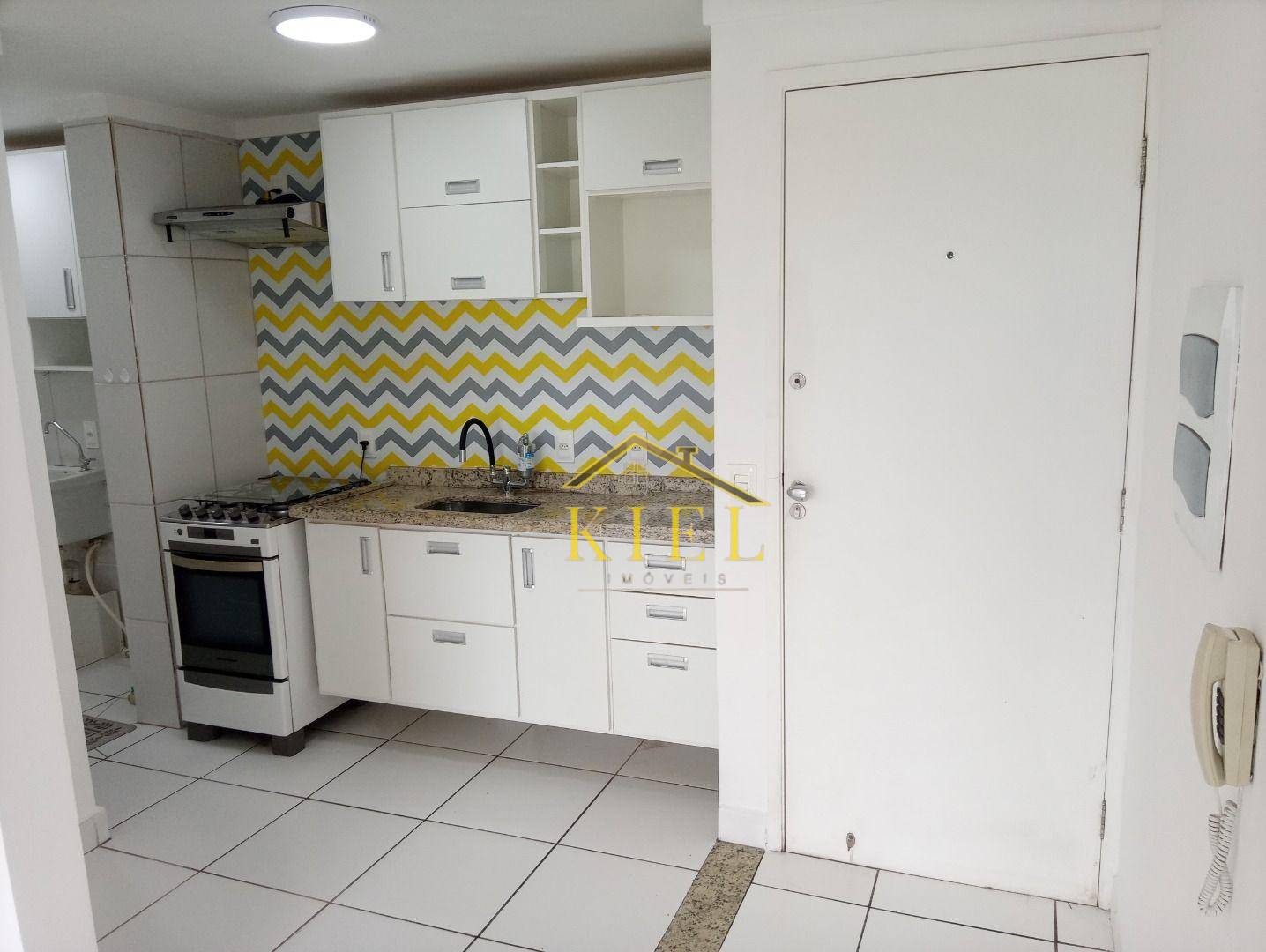 Apartamento à venda com 2 quartos, 52m² - Foto 4