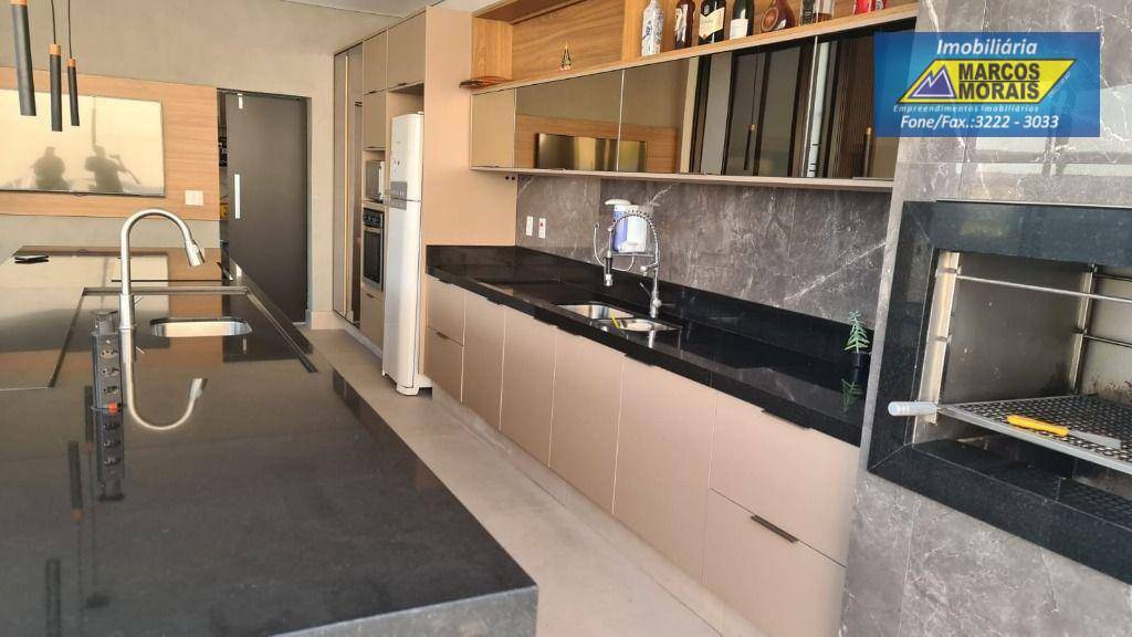 Casa de Condomínio à venda com 3 quartos, 400m² - Foto 11