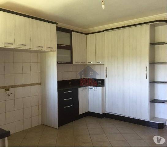 Casa à venda com 3 quartos, 334m² - Foto 11