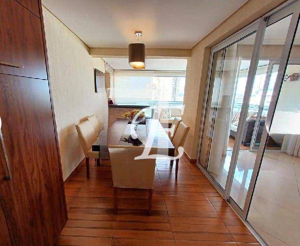 Apartamento à venda com 3 quartos, 145m² - Foto 11