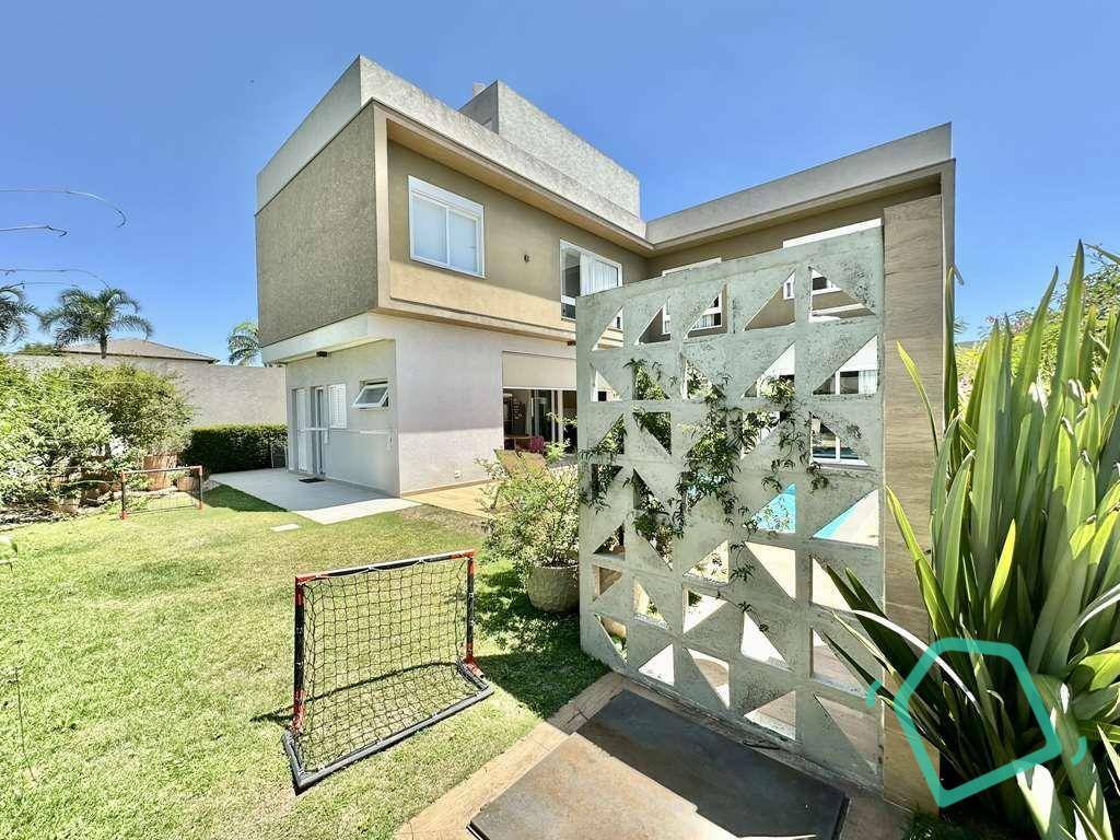 Casa de Condomínio à venda com 4 quartos, 345m² - Foto 24