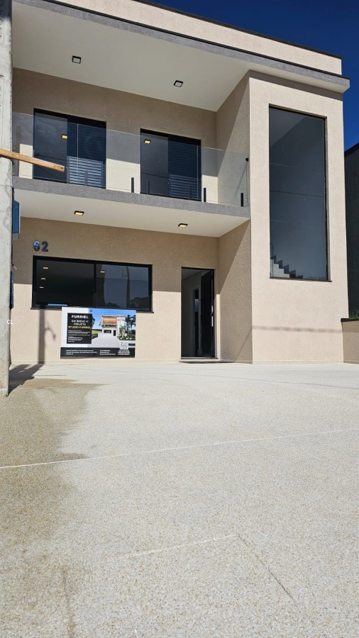 Sobrado à venda com 3 quartos, 140m² - Foto 1