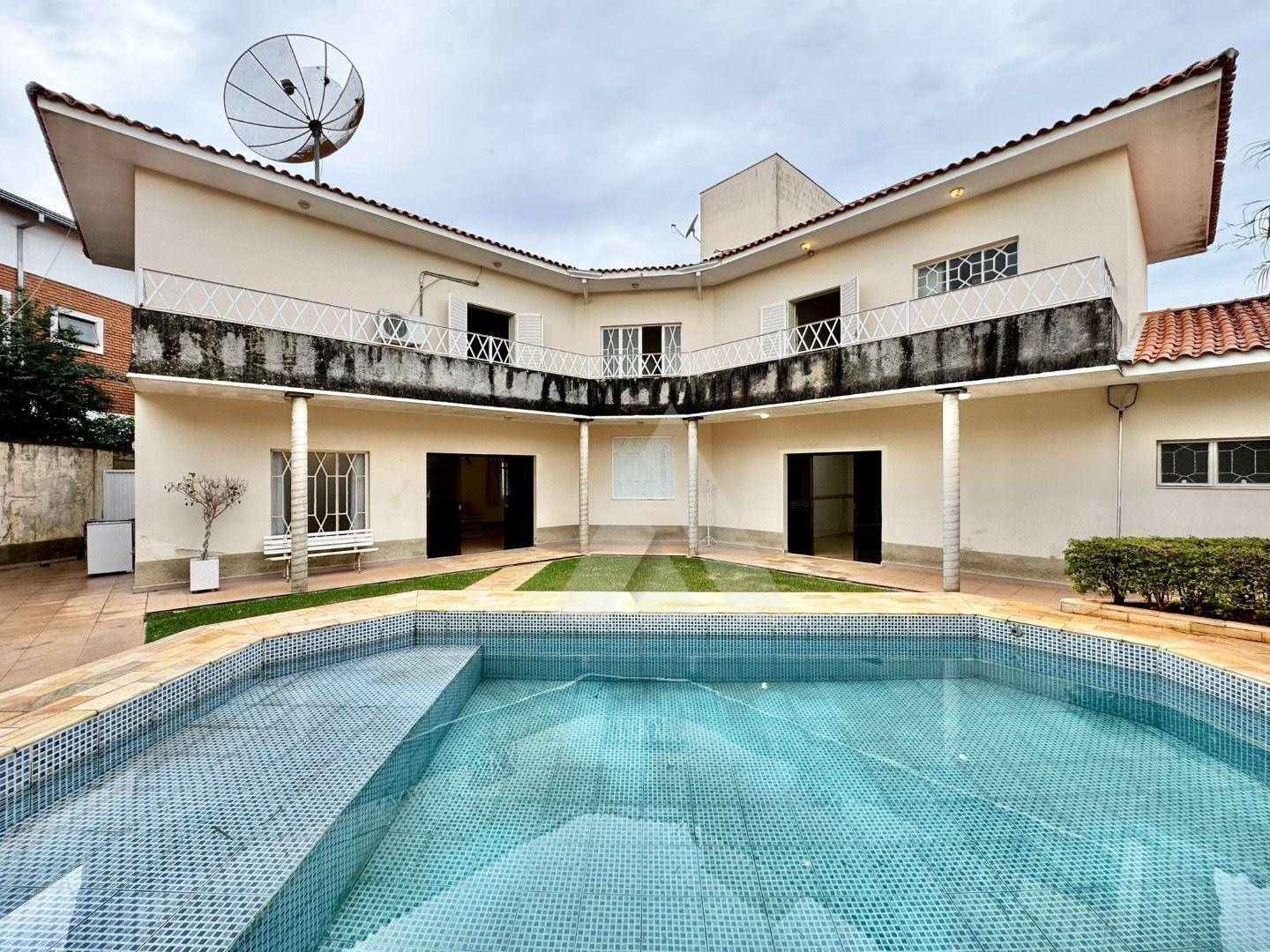 Casa, 3 quartos, 420 m² - Foto 2