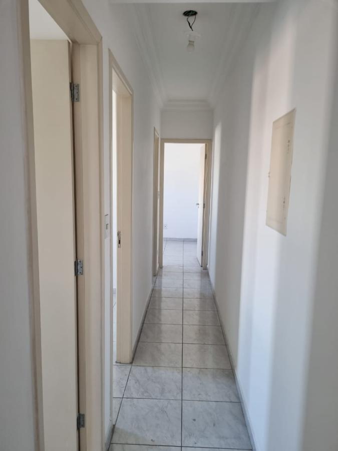 Apartamento para alugar com 3 quartos, 68m² - Foto 8