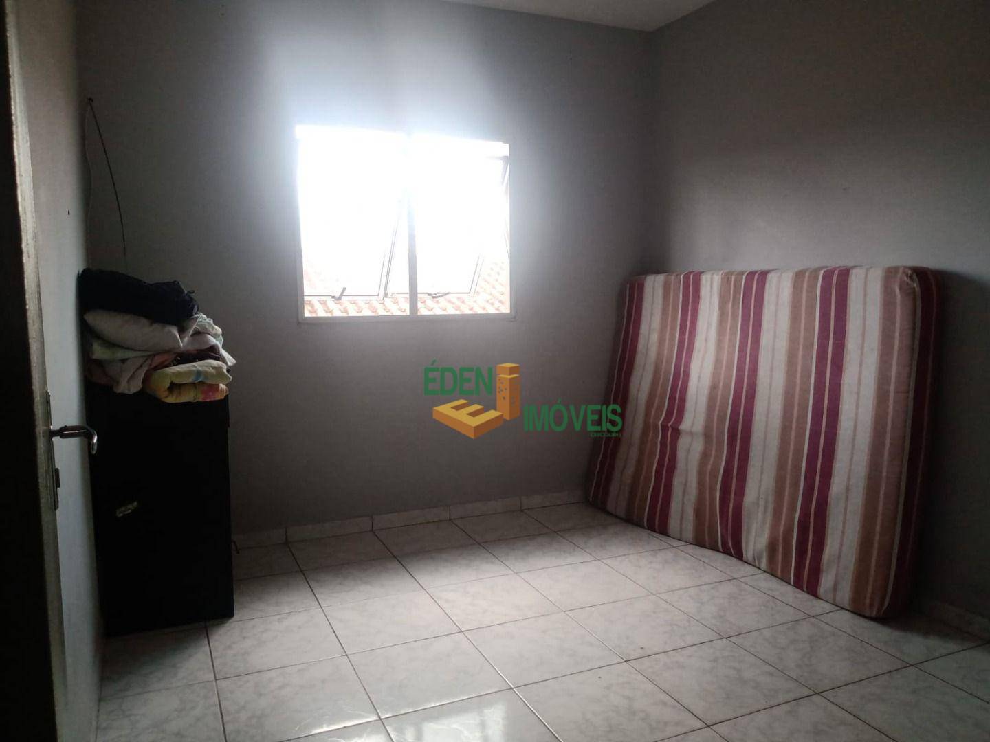 Casa à venda com 5 quartos, 230m² - Foto 13