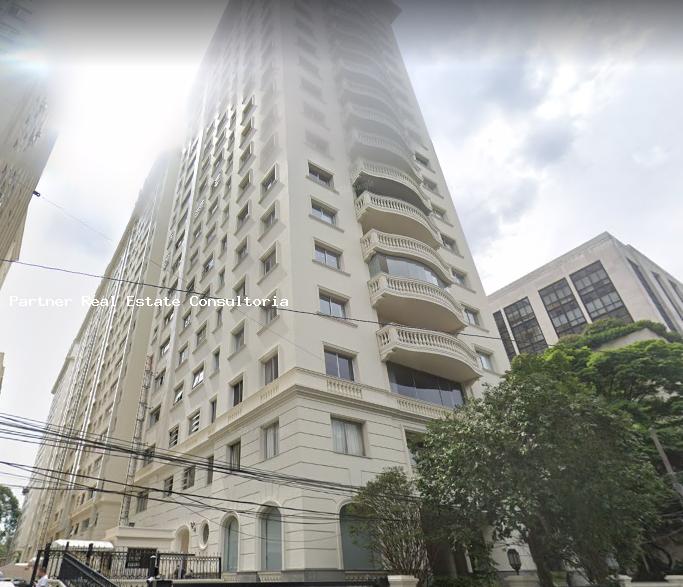 Apartamento à venda com 4 quartos, 250m² - Foto 1