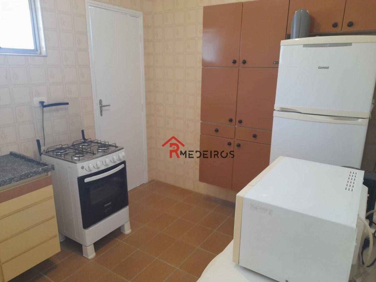 Apartamento à venda com 2 quartos, 70m² - Foto 13