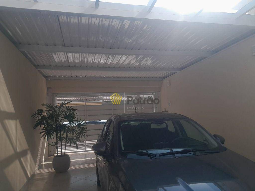 Sobrado à venda com 3 quartos, 245m² - Foto 2