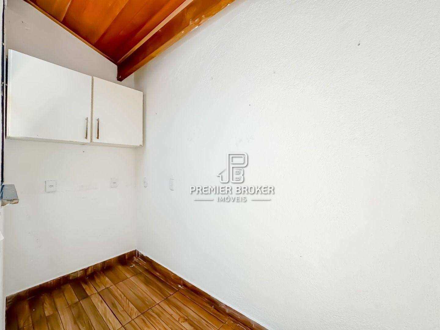 Casa de Condomínio à venda com 4 quartos, 198m² - Foto 35