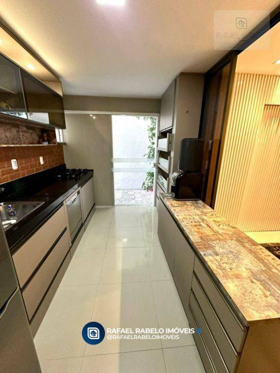 Casa à venda e aluguel com 3 quartos, 220m² - Foto 5