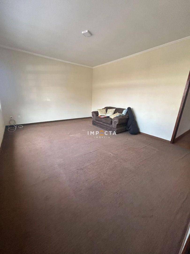 Casa para alugar com 3 quartos, 180m² - Foto 5