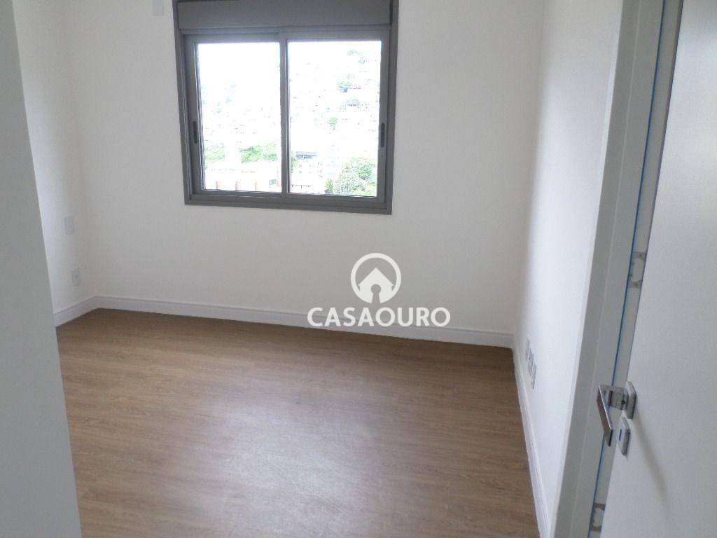 Cobertura à venda com 4 quartos, 200m² - Foto 25