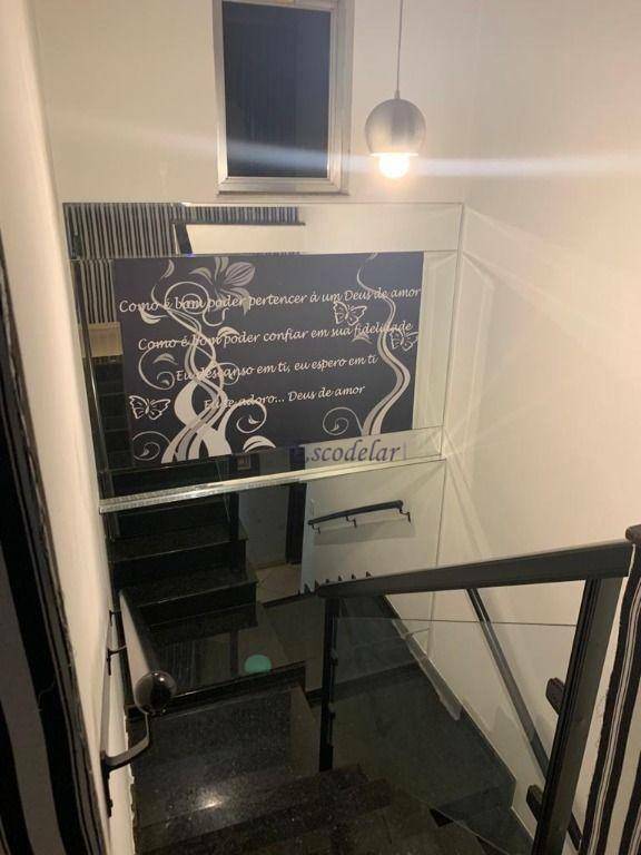 Sobrado à venda com 3 quartos, 240m² - Foto 6