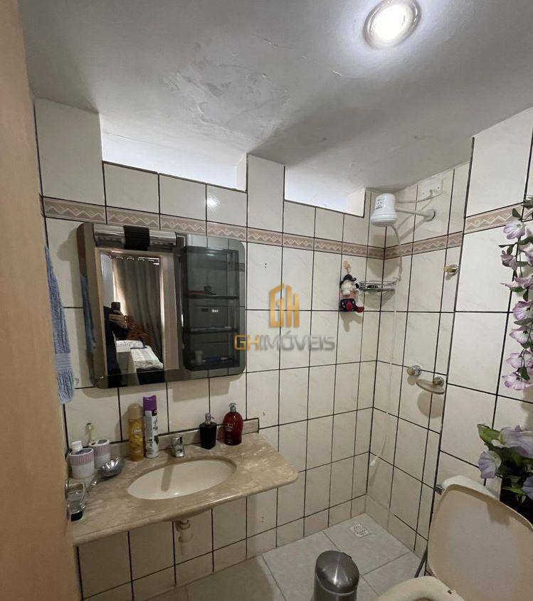 Apartamento à venda com 3 quartos, 101m² - Foto 19