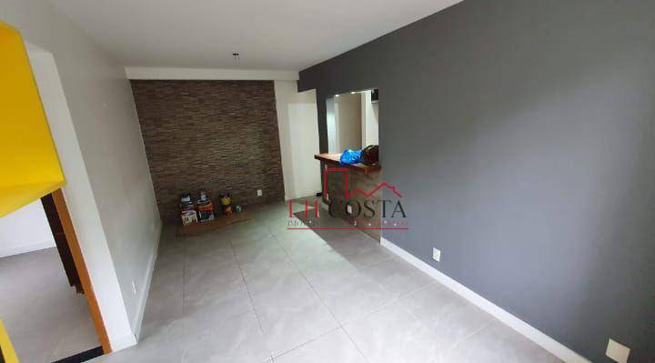 Apartamento à venda com 2 quartos, 65m² - Foto 3