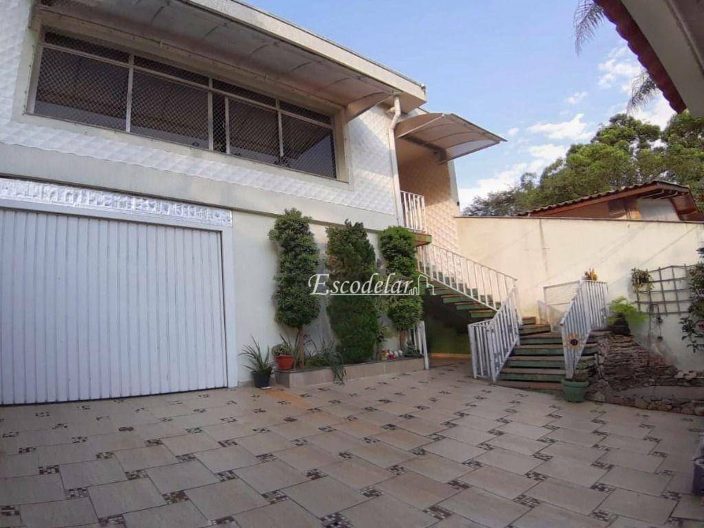 Sobrado à venda com 3 quartos, 200m² - Foto 1