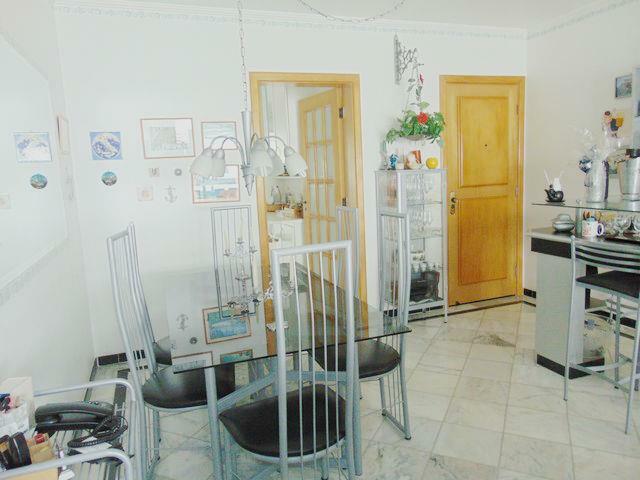 Apartamento à venda com 3 quartos, 140m² - Foto 10