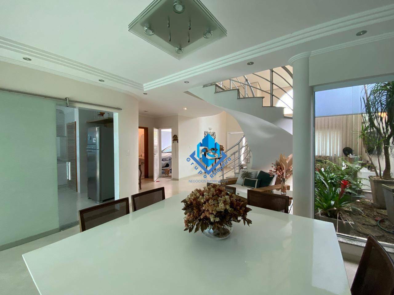 Sobrado à venda com 4 quartos, 260m² - Foto 12