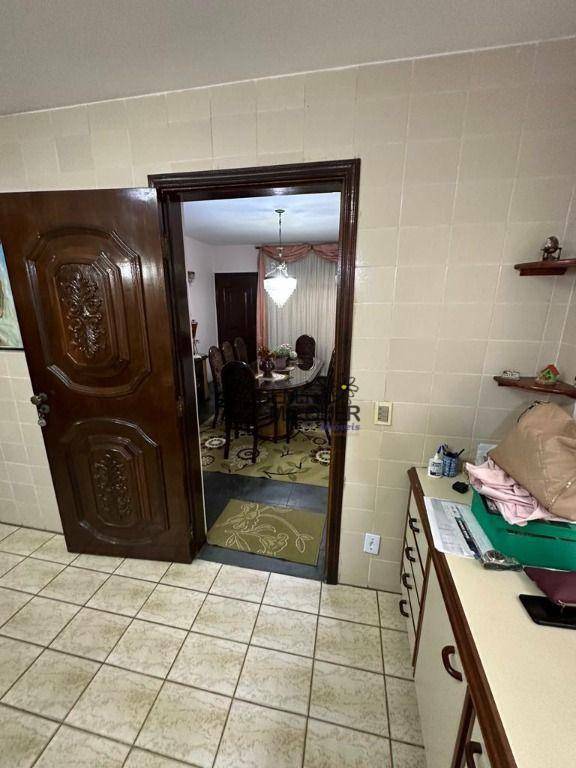 Sobrado à venda e aluguel com 4 quartos, 520m² - Foto 32