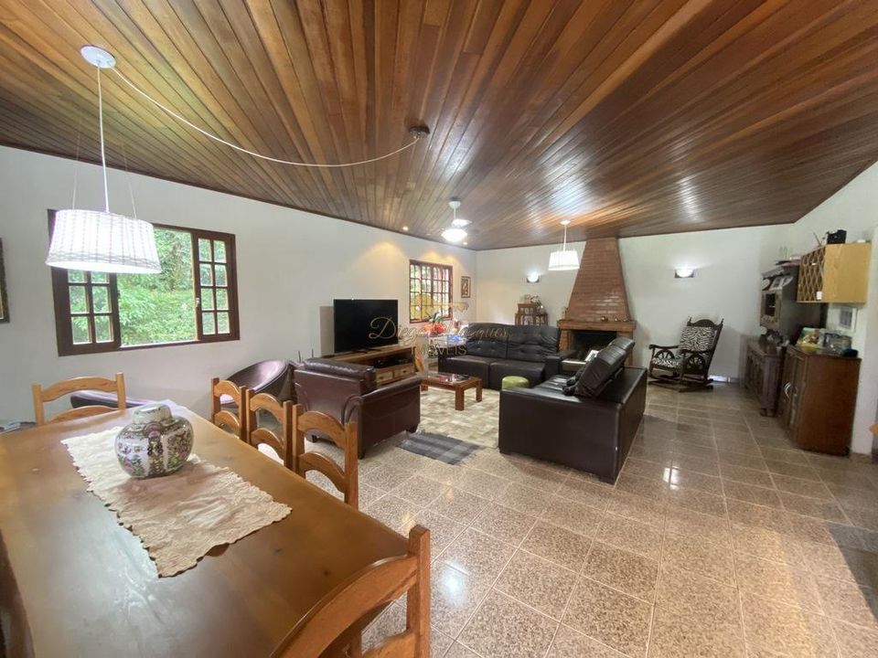 Casa de Condomínio à venda com 3 quartos, 3310m² - Foto 10