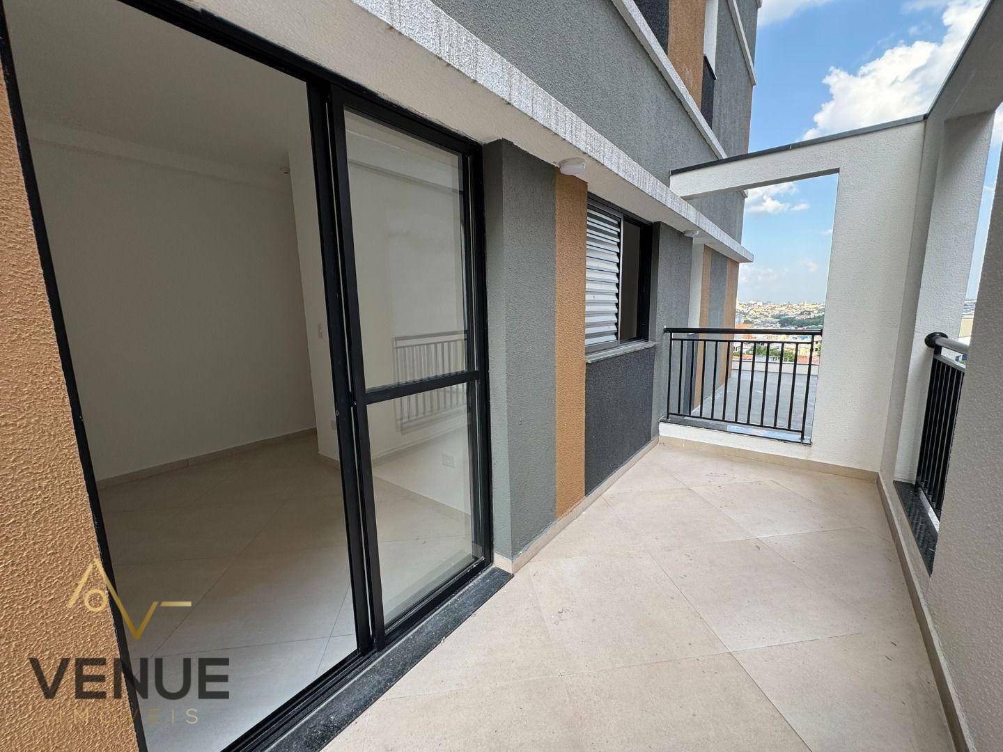 Apartamento à venda com 2 quartos, 67m² - Foto 3