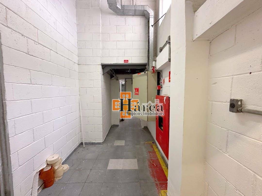 Loja-Salão para alugar, 1045m² - Foto 17