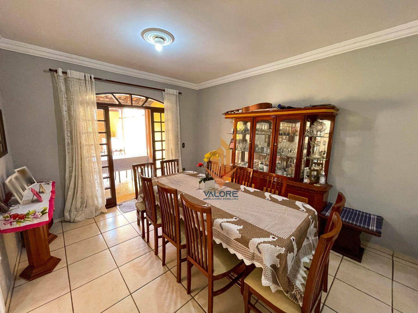 Casa à venda com 3 quartos, 266m² - Foto 12