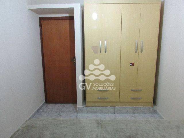 Casa à venda com 3 quartos, 200m² - Foto 10