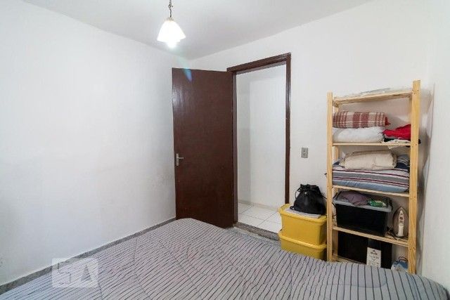 Casa à venda com 4 quartos, 90m² - Foto 7