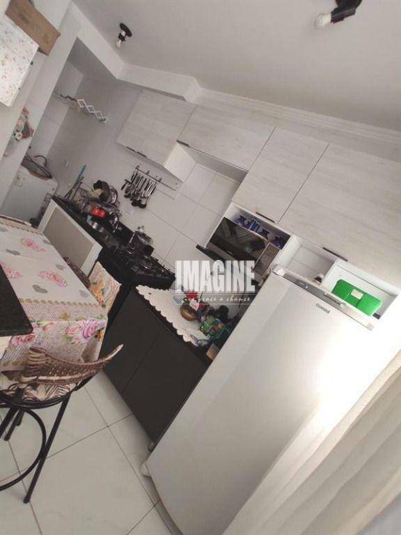 Apartamento à venda com 2 quartos, 53m² - Foto 5