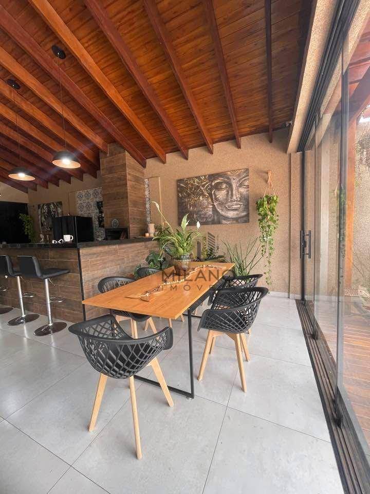 Casa, 3 quartos, 204 m² - Foto 5