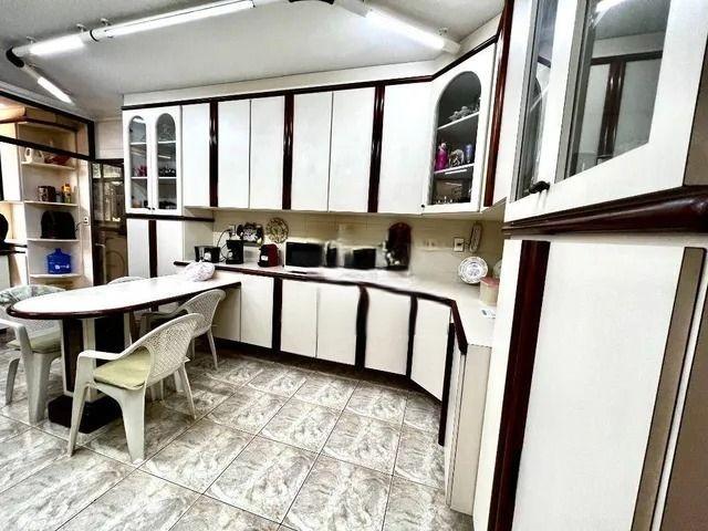 Apartamento à venda com 4 quartos, 220m² - Foto 10