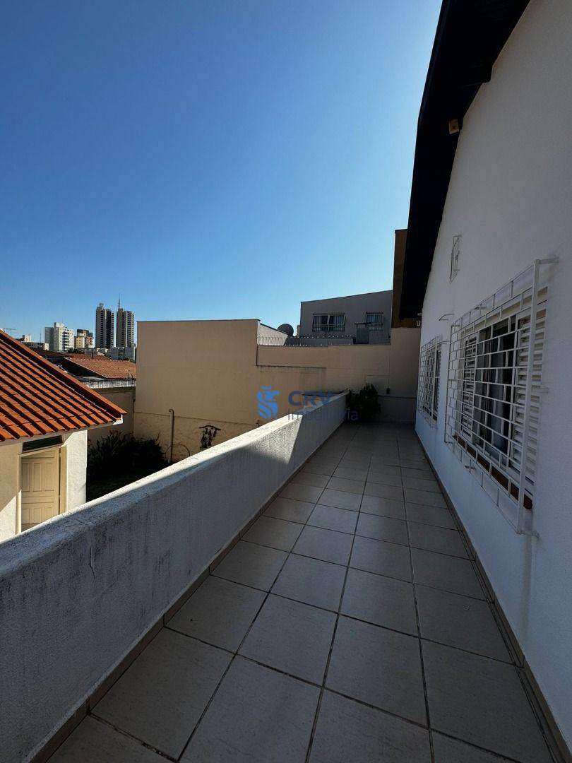 Casa à venda com 3 quartos, 210m² - Foto 17