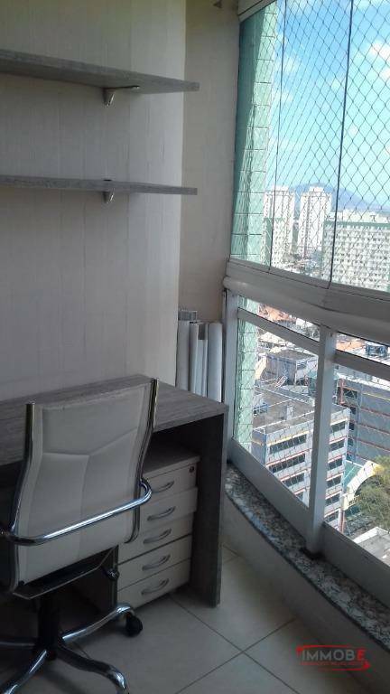 Apartamento à venda com 2 quartos, 45m² - Foto 13