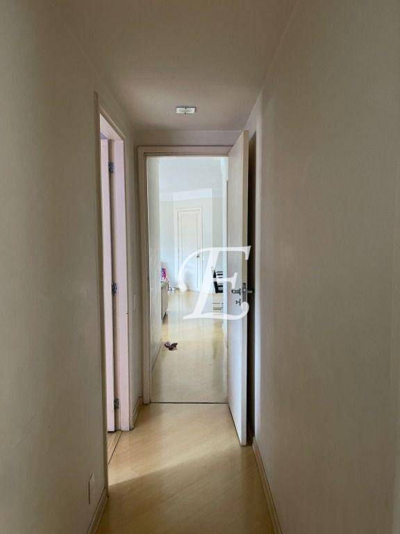 Apartamento à venda com 3 quartos, 136m² - Foto 10