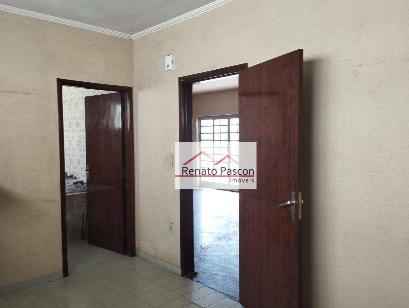 Casa à venda com 3 quartos, 389m² - Foto 11