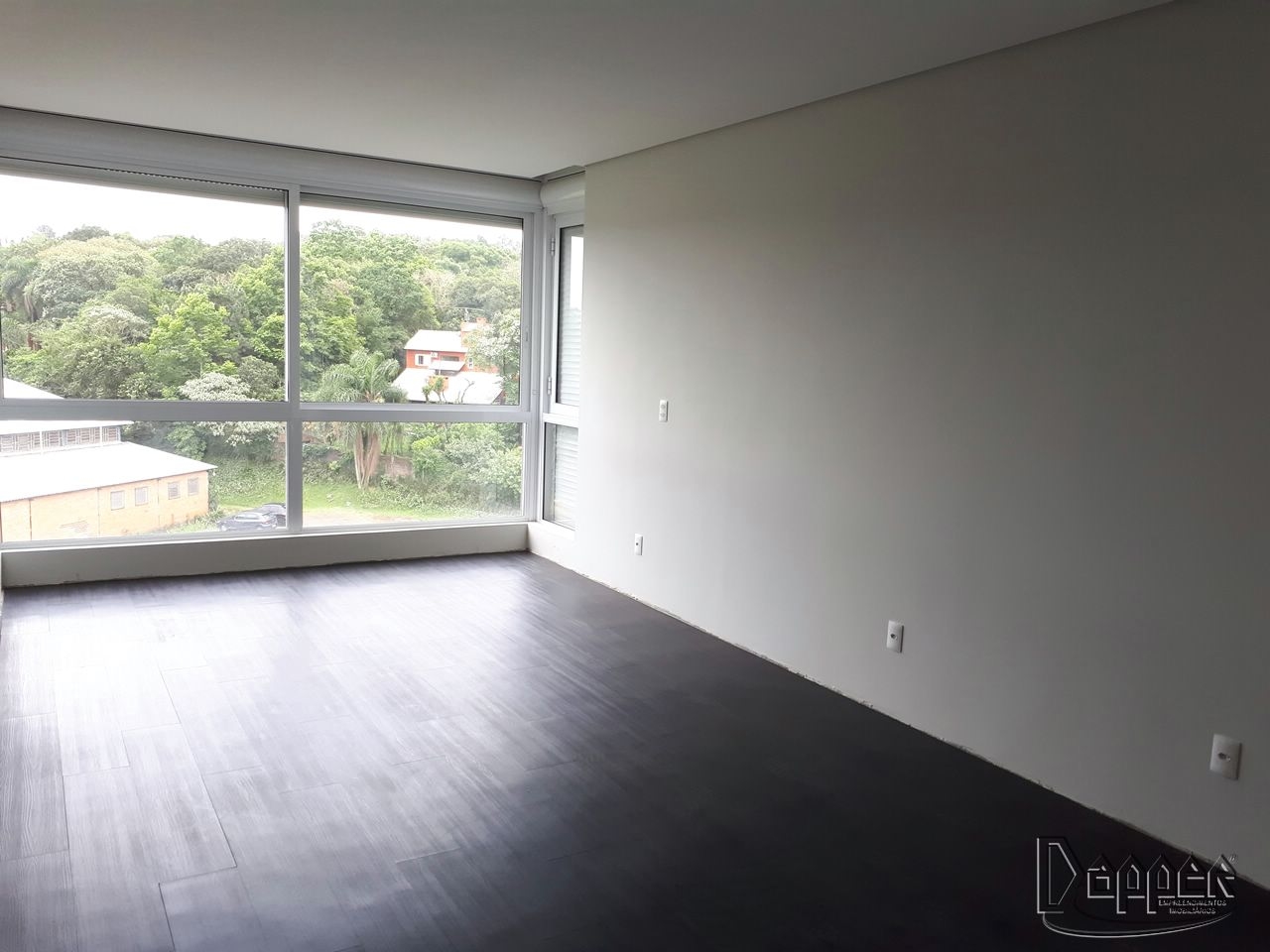 Apartamento à venda com 3 quartos, 212m² - Foto 3