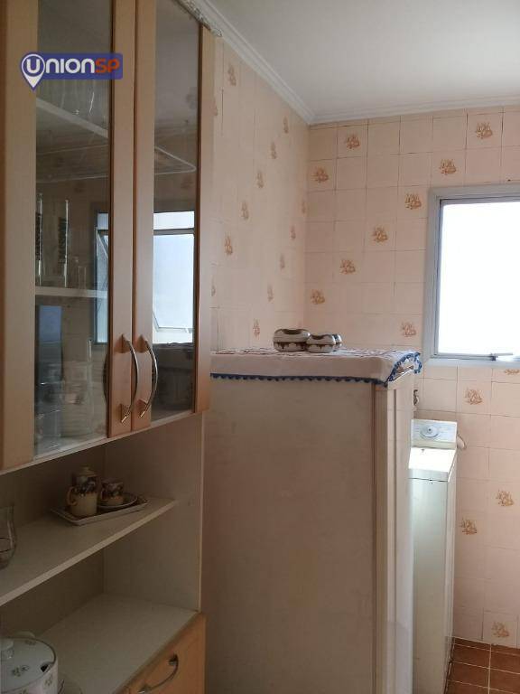 Apartamento à venda com 1 quarto, 42m² - Foto 5