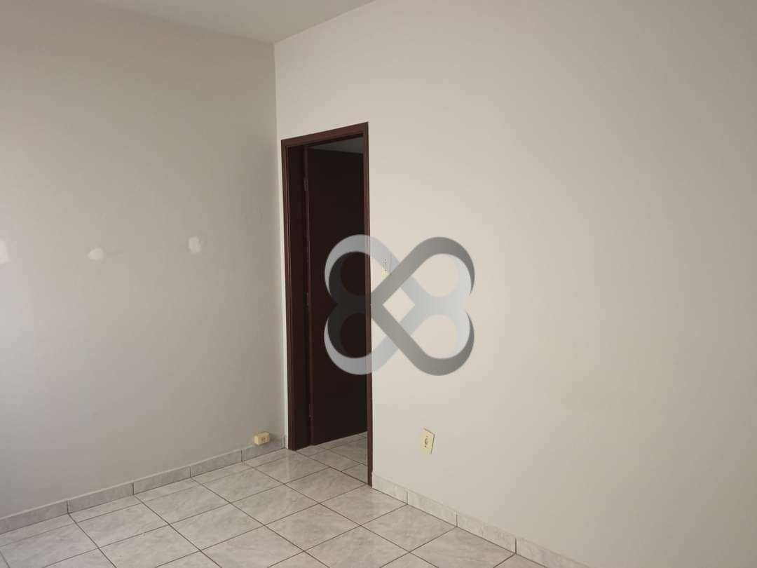 Apartamento à venda com 2 quartos, 69m² - Foto 11