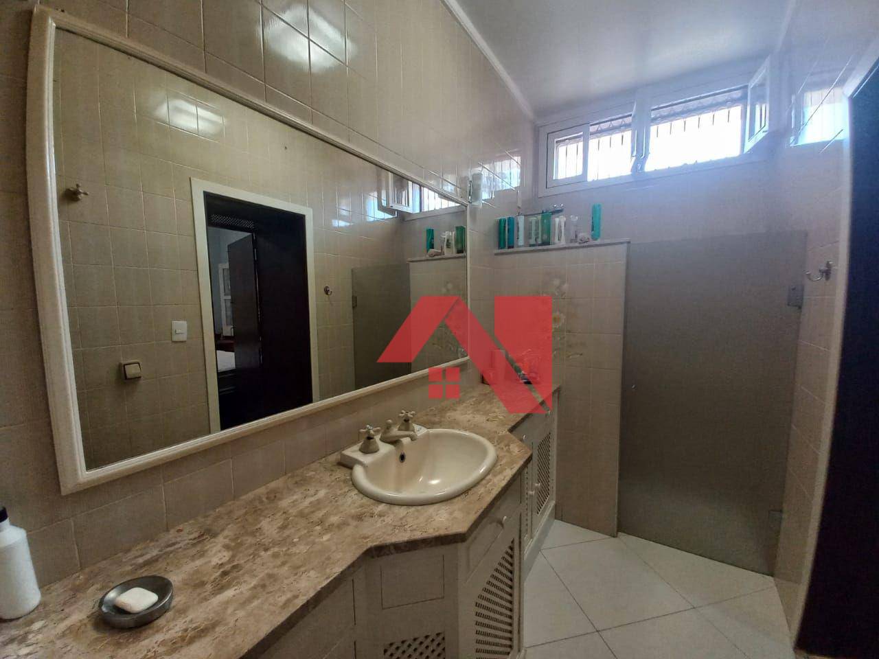 Casa à venda com 3 quartos, 500m² - Foto 42