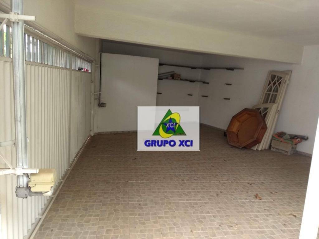 Casa para alugar com 3 quartos, 208m² - Foto 27