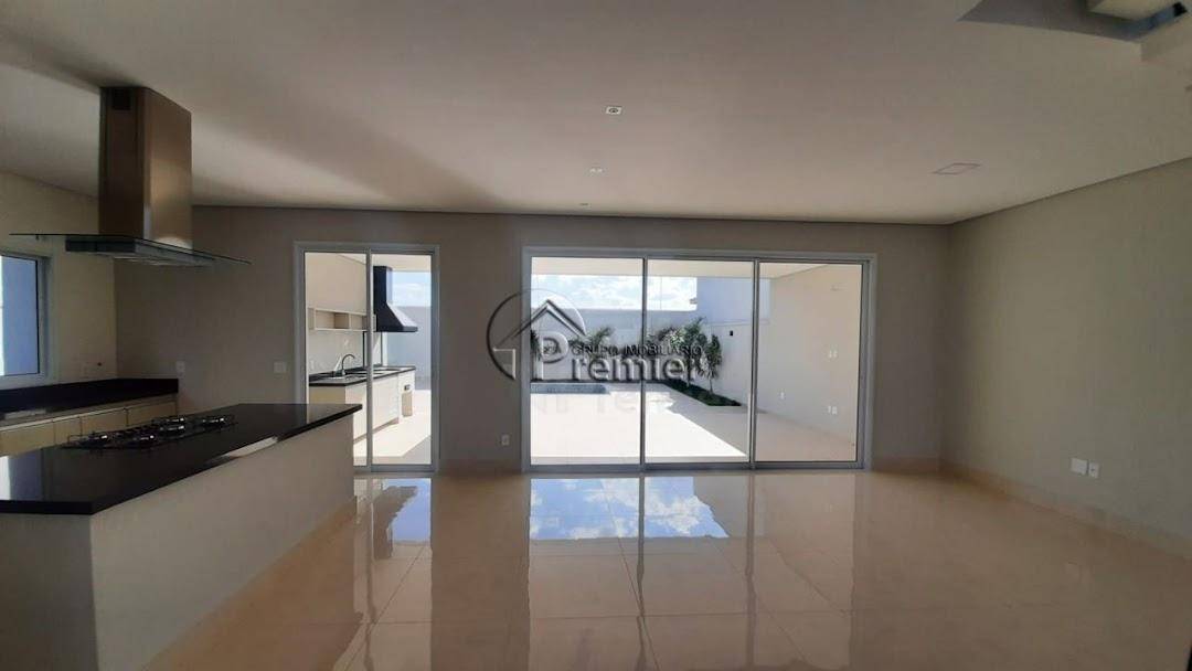 Casa à venda com 3 quartos, 286m² - Foto 6