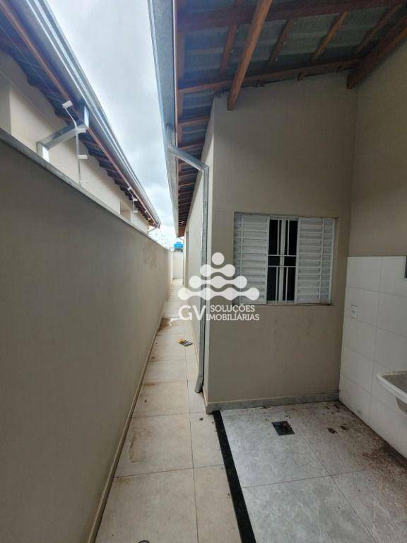 Casa à venda com 3 quartos, 78m² - Foto 15