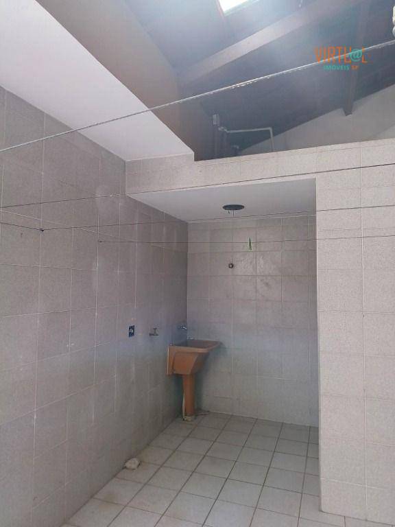 Sobrado à venda com 3 quartos, 250M2 - Foto 15