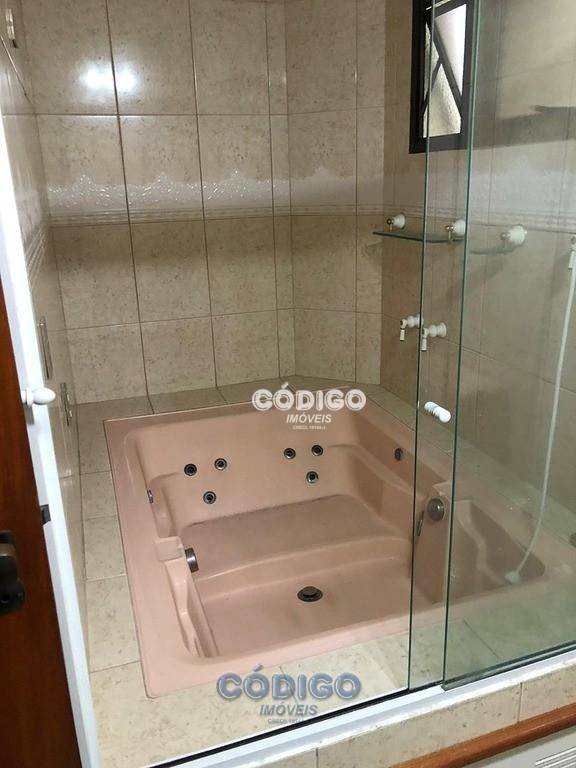 Apartamento à venda com 3 quartos, 146m² - Foto 11