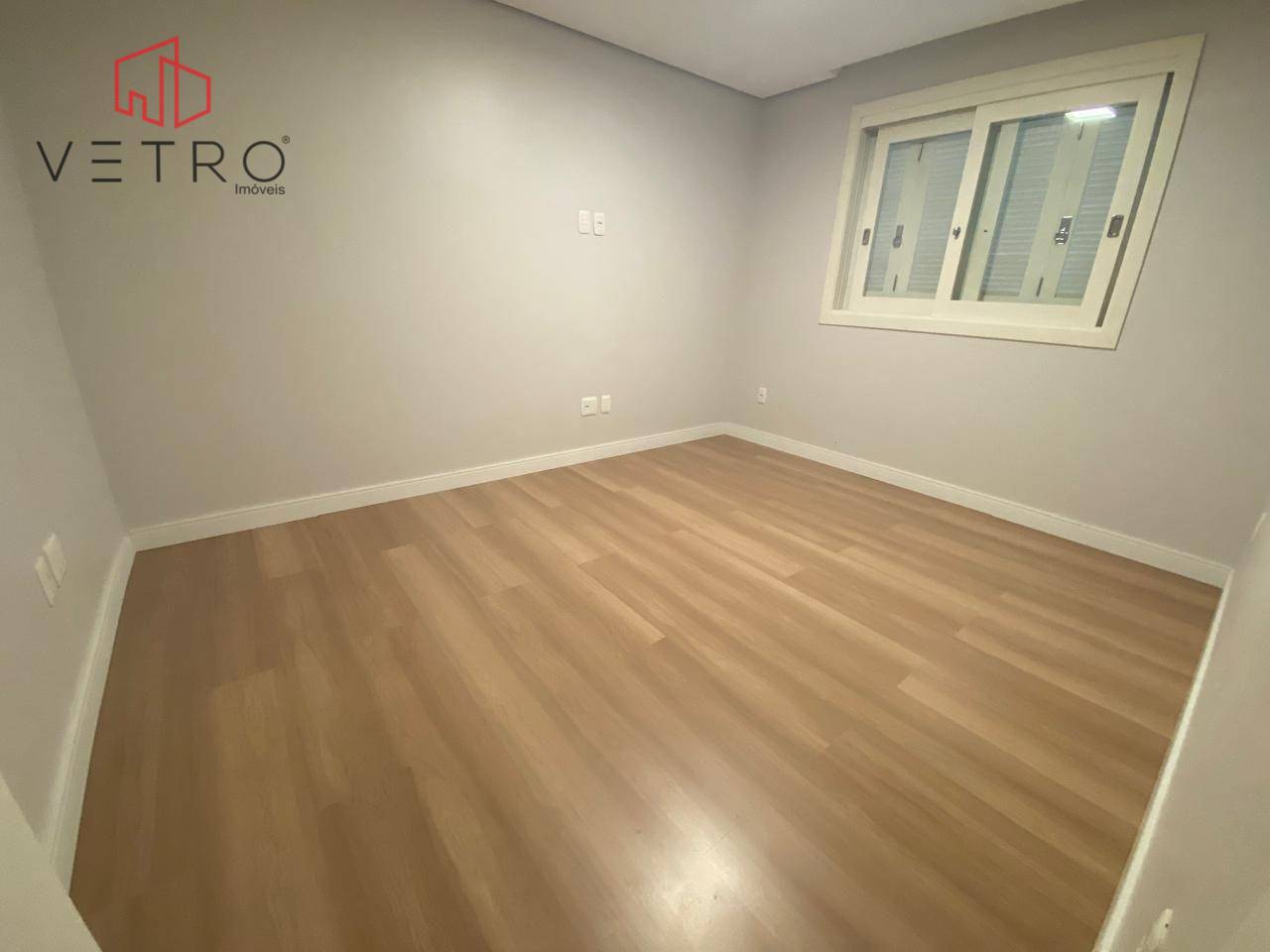 Casa à venda com 5 quartos, 260m² - Foto 25