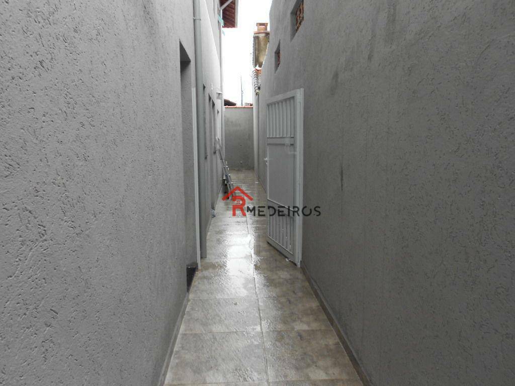 Casa à venda com 2 quartos, 60M2 - Foto 22