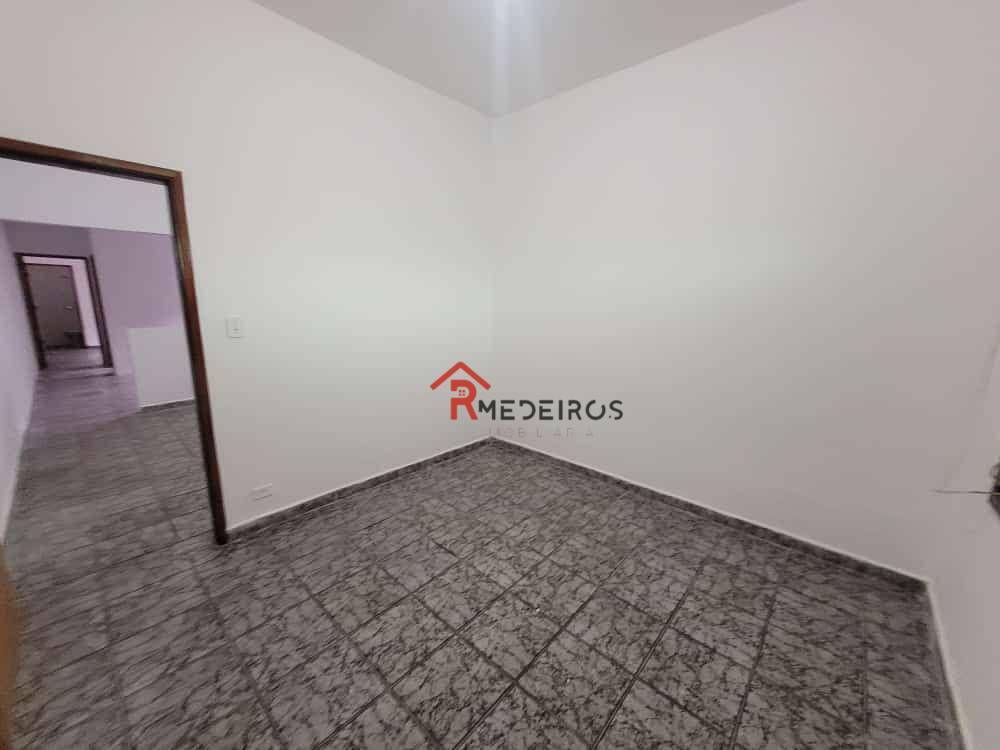 Casa à venda com 2 quartos, 80m² - Foto 13