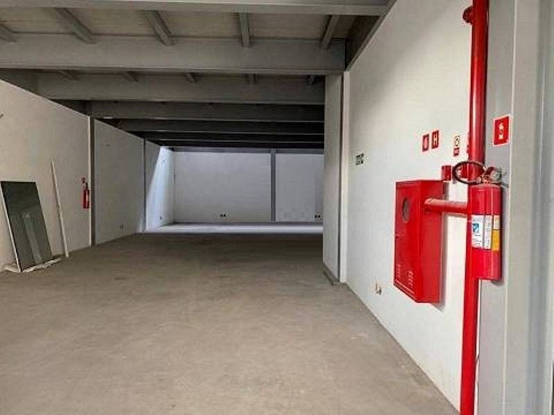 Prédio Inteiro para alugar, 1200m² - Foto 23