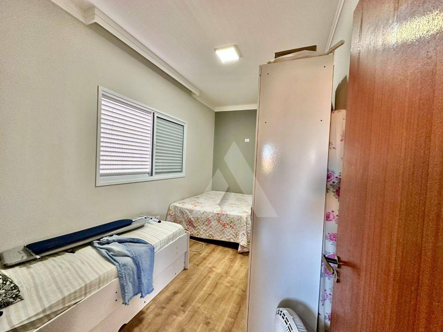 Casa à venda com 3 quartos, 180m² - Foto 26